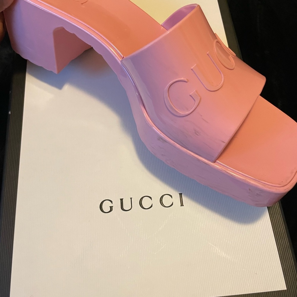 Gucci Rubber Slide Sandal - Picture 3 of 5
